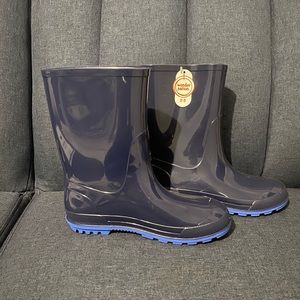 Rain boots